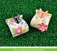 Load image into Gallery viewer, butterfly treat box