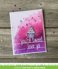 Load image into Gallery viewer, love ya line border

